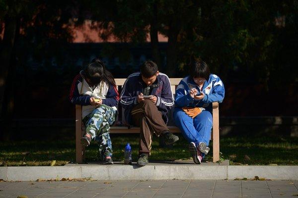 中國電視廣告正被微信微博領軍的移動廣告干掉